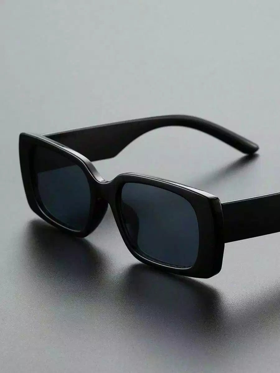 Timeless Classic Sunglasses for Male Female both